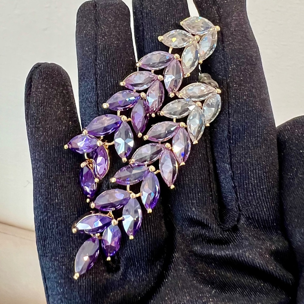 Rhine Stone Wisteria flower purple/lilac ombre earrings Spring
